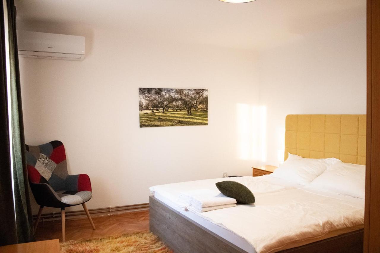 Vila Paula Malinska Kültér fotó